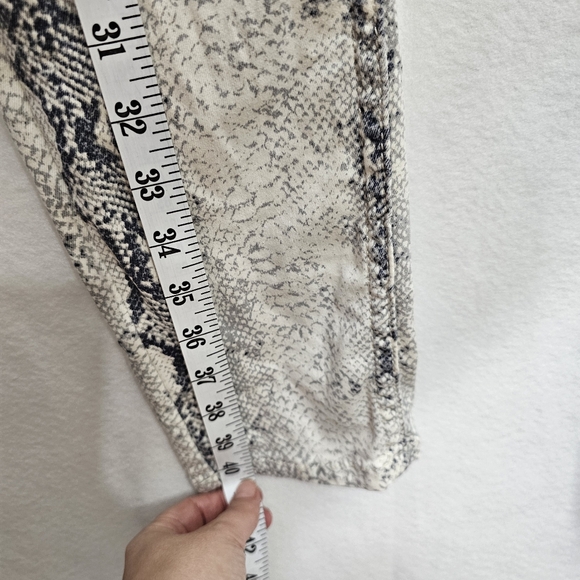 Shyanne Western Country Python Skinny Stretch Jeans Size 31 Short - Picture 6 of 14